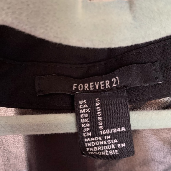 Long sleeve see through - Picture 3 of 4